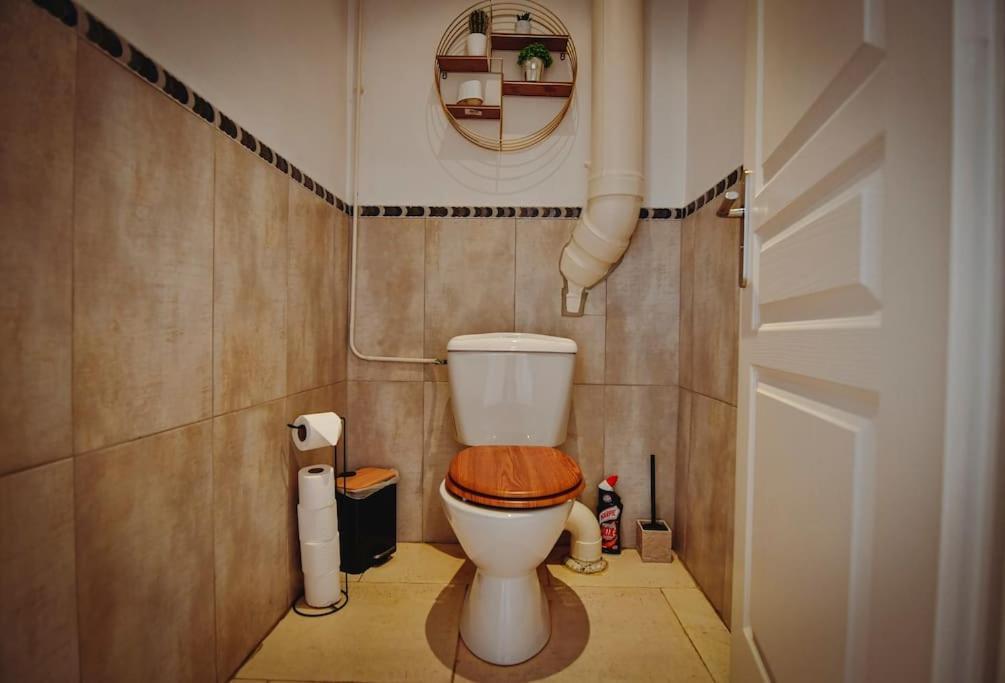 Grand Appartement De Haut Standing En Centre-Ville มงต์ลูซง ภายนอก รูปภาพ