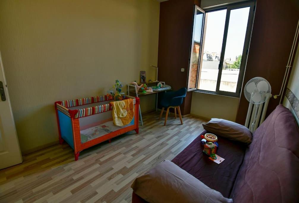 Grand Appartement De Haut Standing En Centre-Ville มงต์ลูซง ภายนอก รูปภาพ